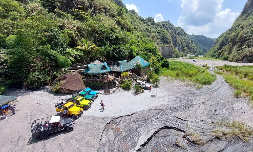 Clark City Tour + Puning Hot Spring